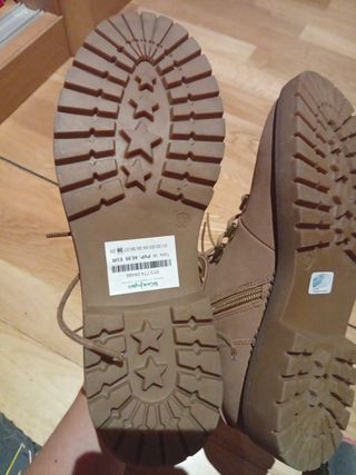Botines Mustang marrón, talla 38