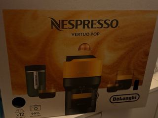 Cafetera Nespresso Vertuo Pop Negra