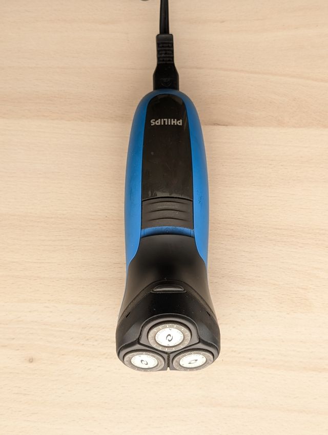 Afeitadora Braun seminueva