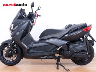 YAMAHA X-MAX 400 MOMODESIGN