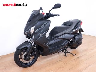 YAMAHA X-MAX 400 MOMODESIGN