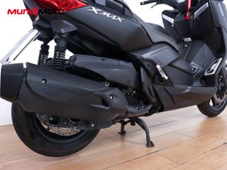 YAMAHA X-MAX 400 MOMODESIGN