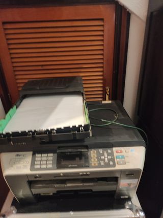 Brother MFC: Fotocopiadora