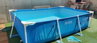 Piscina Intex azul