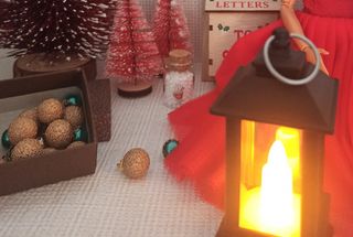 Set «classico» con albero di Natale e miniatura