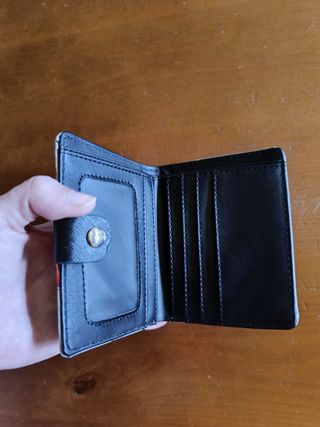 Cartera Tokyo Ghoul Gris nueva