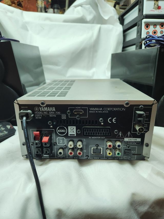 Microsistema Yamaha DRX-730, DVD, CD, RADIO ECC.