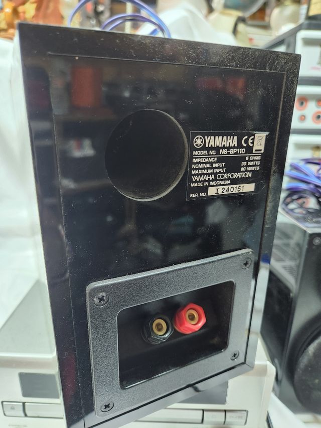 Microsistema Yamaha DRX-730, DVD, CD, RADIO ECC.