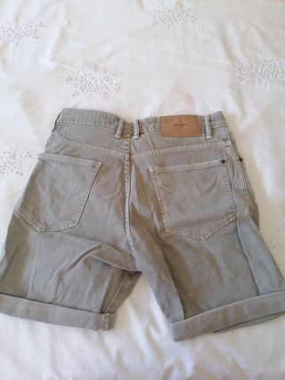 Bermuda Zara gris