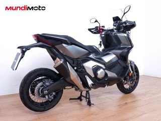 HONDA X-ADV 