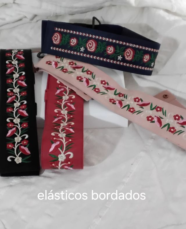 Cinturones bordados