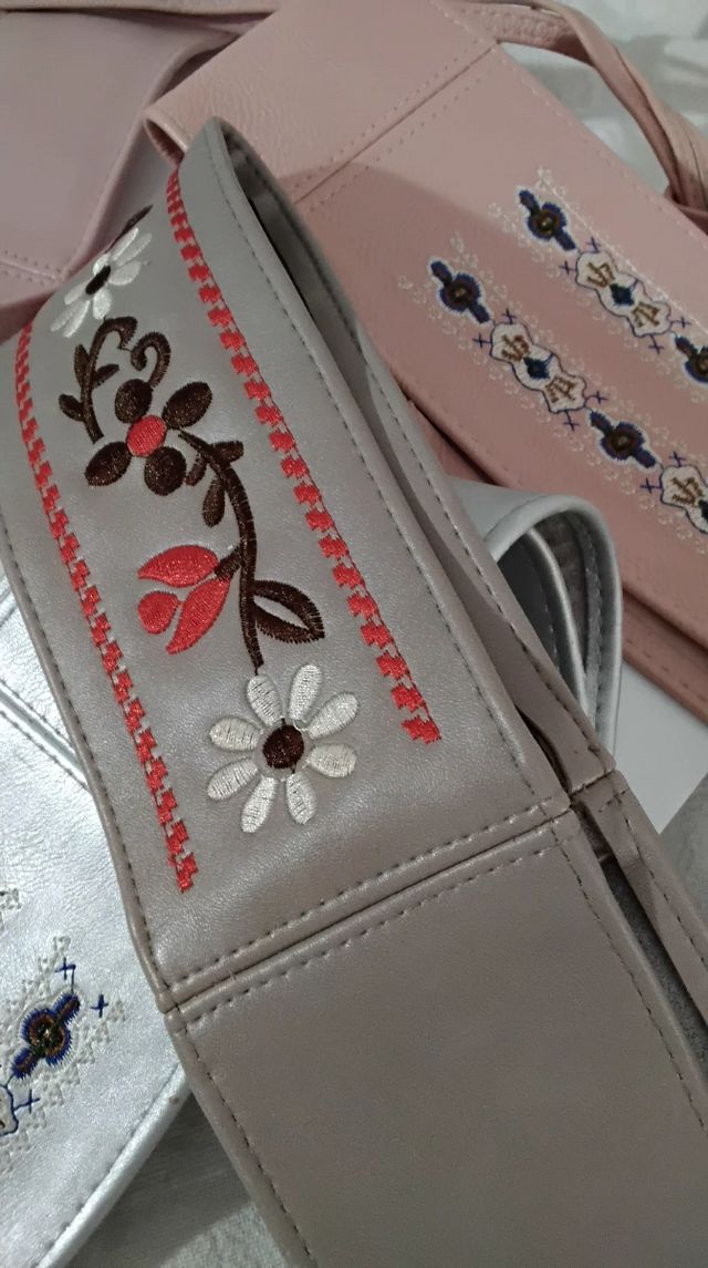 Cinturones bordados