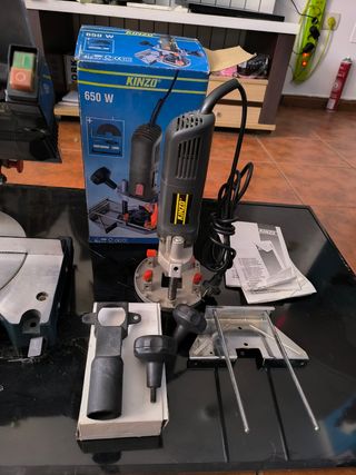 Fresadora Kinzo 650W y ingletadora funcional