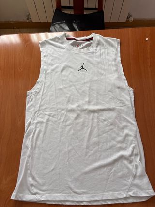 Camiseta Jordan blanca sin mangas