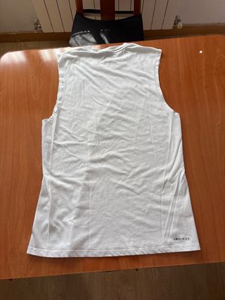 Camiseta Jordan blanca sin mangas