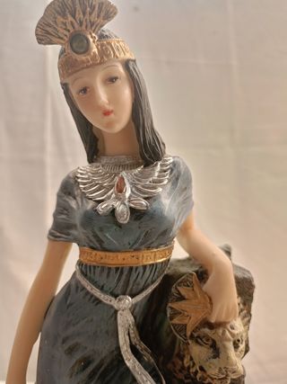 3 Figuras Decorativas Mujer