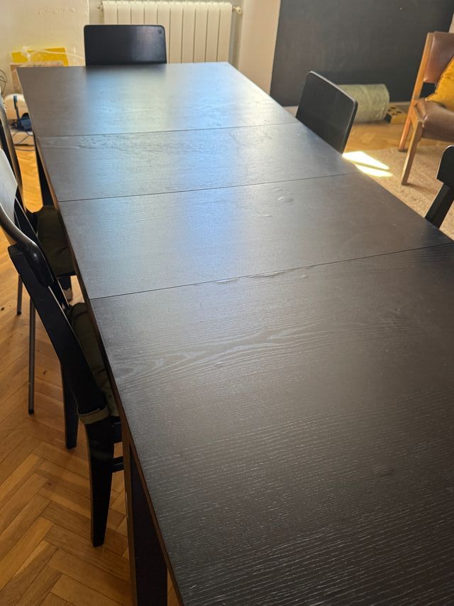Mesa extensible negra + 5 sillas