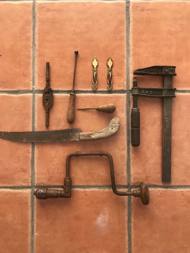 lote de Antiguas herramientas de taller hierro