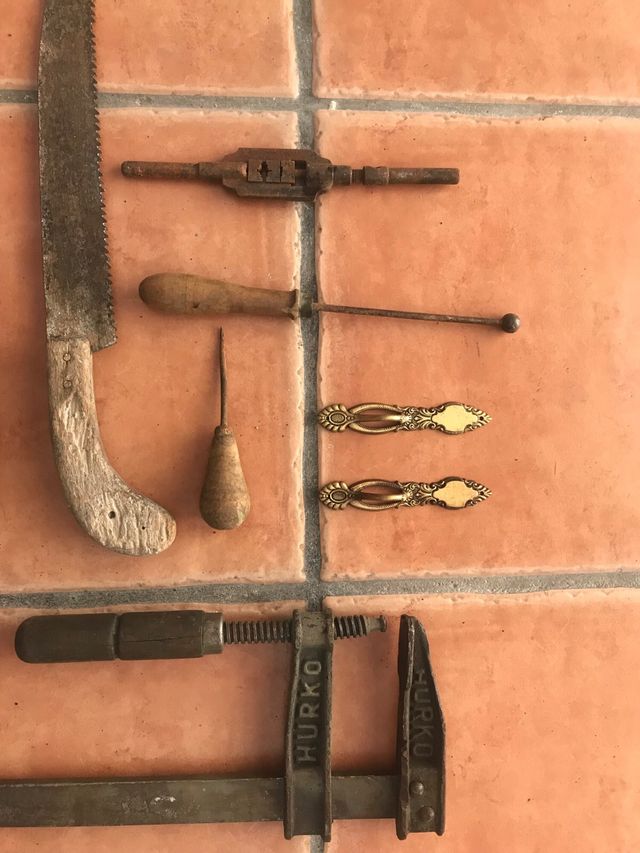 lote de Antiguas herramientas de taller hierro