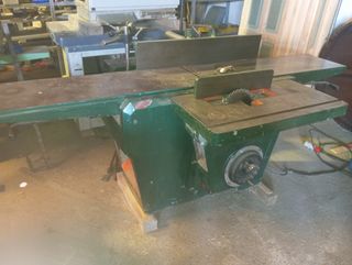 Maquina de carpinteria. Cepilladora . 