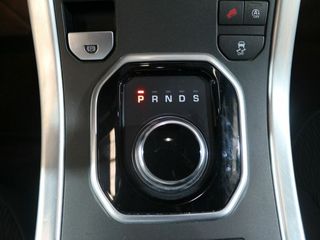 Land-Rover Range Rover Evoque 2.0L TD4 Diesel 110kW (150CV) 4x4 Pure