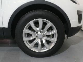 Land-Rover Range Rover Evoque 2.0L TD4 Diesel 110kW (150CV) 4x4 Pure