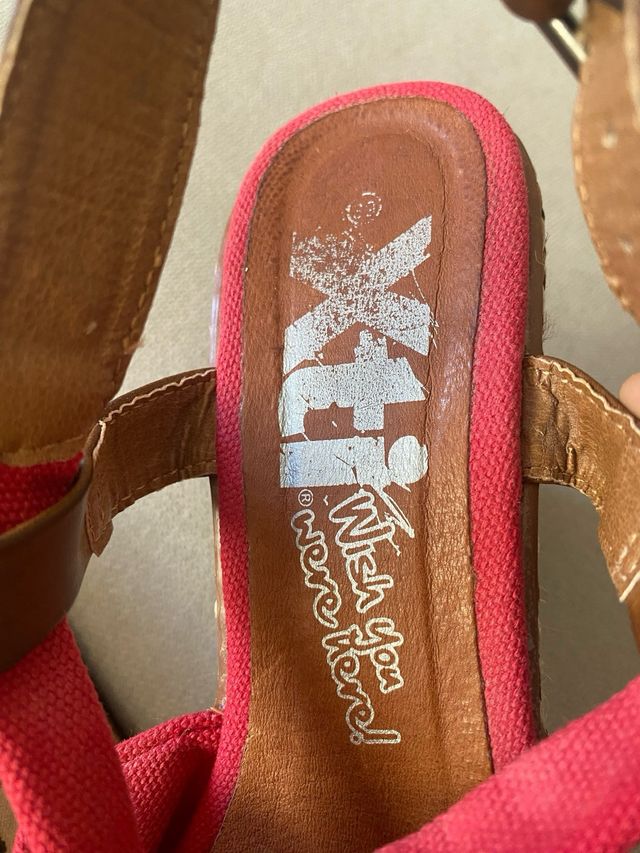 Sandalias Xti rojas-marrón, nº 39