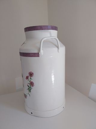 Preciosa lechera paragüero, decoración.