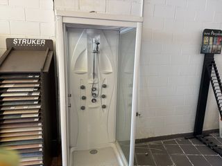 Ducha hidromasaje lluvia