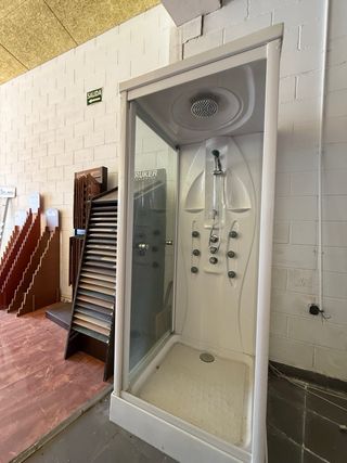 Ducha hidromasaje lluvia