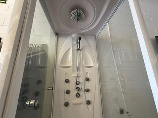 Ducha hidromasaje lluvia