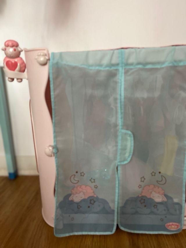 3 Muñecas Nenuco + armario- cambiador + Accesorios