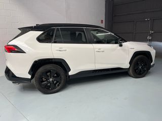 Toyota RAV4 Feel 4WD 222cv