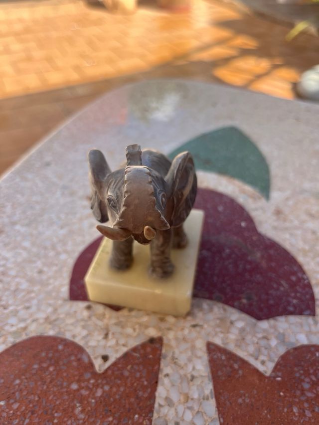 2 Elefantes miniatura antiguos