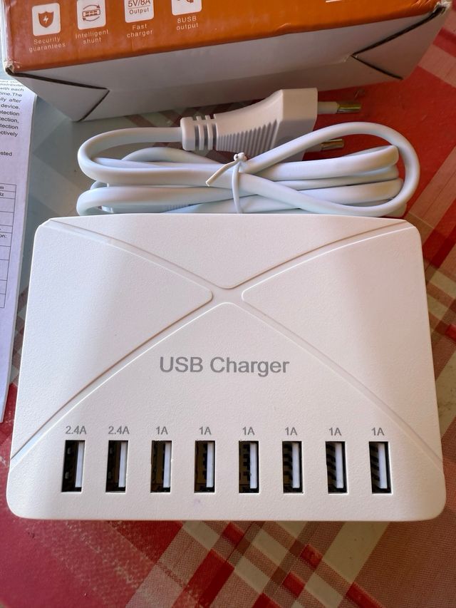 Cargador USB de 40W Multi-Puerto de 8 Puertos