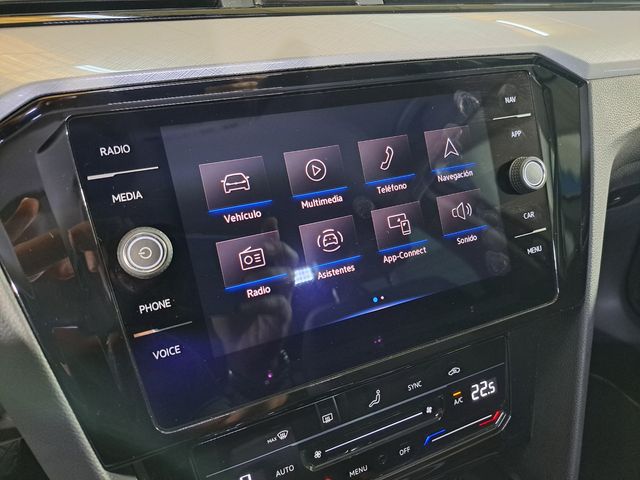 Volkswagen Passat 2.0 tdi DSG VARIANT