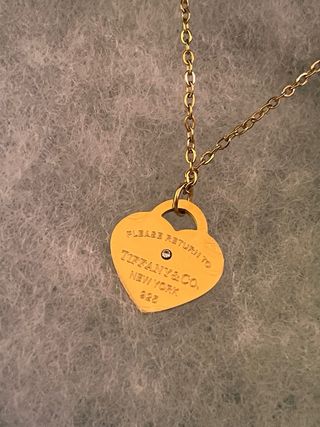 Collar Tiffany & Co. corazón dorado