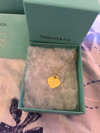 Collar Tiffany & Co. corazón dorado