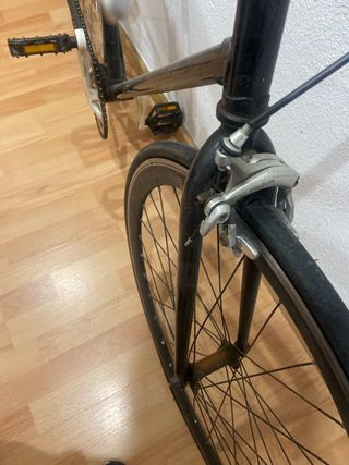 Bicicleta clásica negra