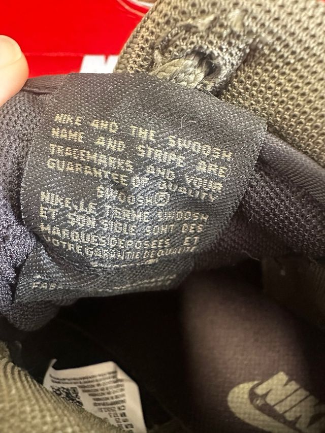 NIKE SPORTWEAR WMNS Dunk High UP- Verde Oliva