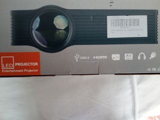 Proyector LED UC40 - Blanco/Negro