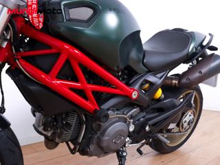 DUCATI MONSTER 796 ABS