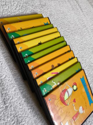 LOTE 12 DVDs CUENTOS INFANTILES  "HERMANOS GRINM"