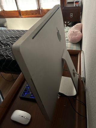 iMac 21,5" Apple Plata 2011
Sistema Ubuntu linux