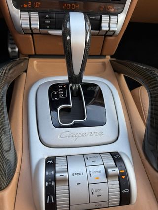 Porsche Cayenne turbo full extras