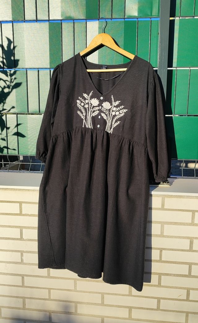 Vestido negro premamá verano