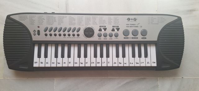 Teclado Electrónico