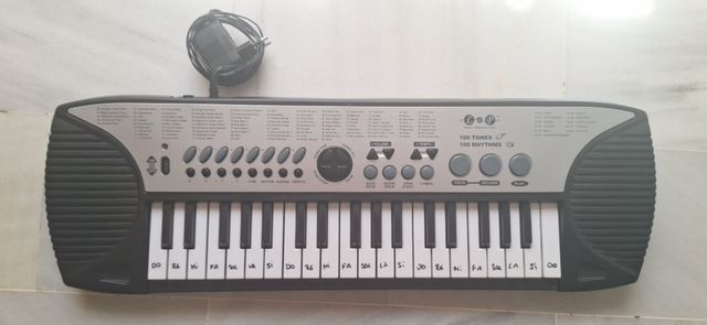 Teclado Electrónico