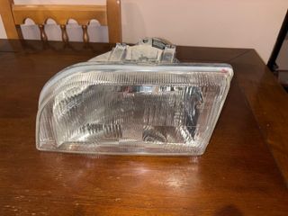Faro Ford Fiesta MK3 Izquierdo
Marca Valeo