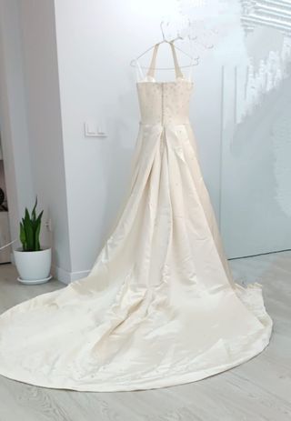 Precioso vestido de alta costura